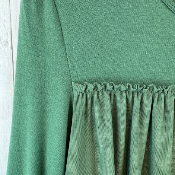 Matilda Jane Green Clairvoyant Stretchy Knit Long Sleeve Tunic Top Size Small - Picture 3 of 13